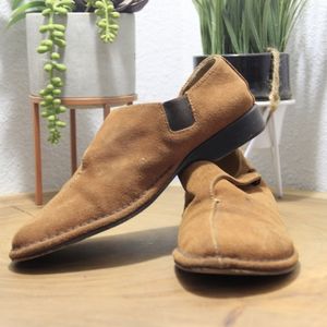 Donald J. Plainer booties